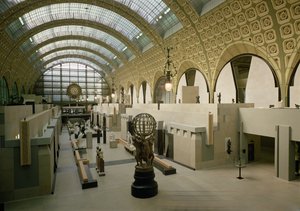 もともと1900年に建てられた正面玄関の内部ビュー 作： Victor Alexandre Laloux